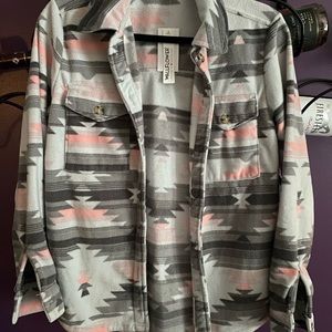 Adorable Shacket Jacket/ Shirt perfect for cooler weather